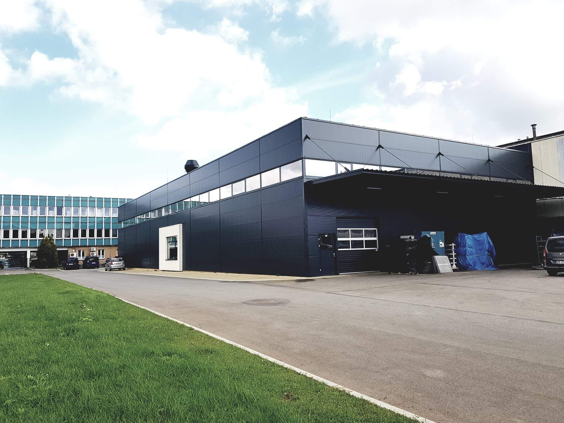 Laboratorium Rubber Company
w Sanoku